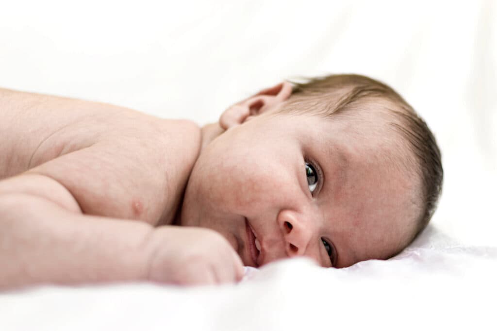子育てで睡眠不足はいつまで続く?パパが取るべき4つの対策